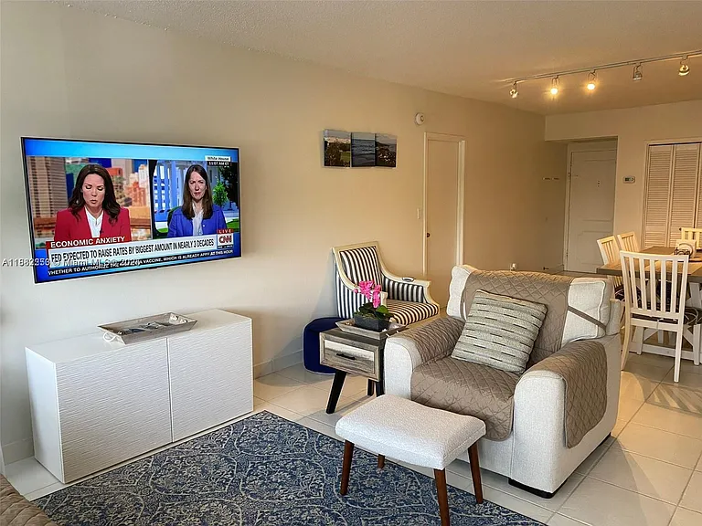 3725 S Ocean Dr #419 — Photo 5