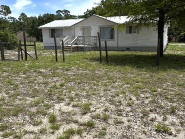 155 Doe Ln, Carrabelle, FL 32322