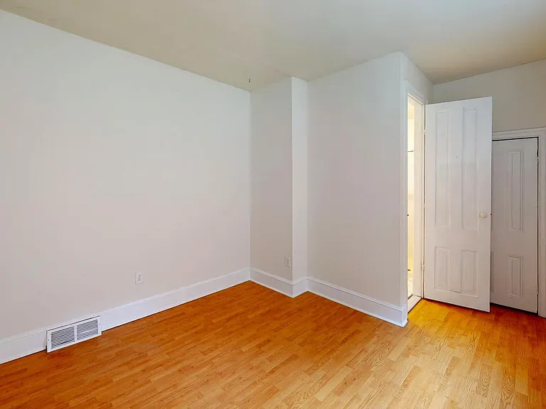 813 S 2nd St #1 — Photo 22
