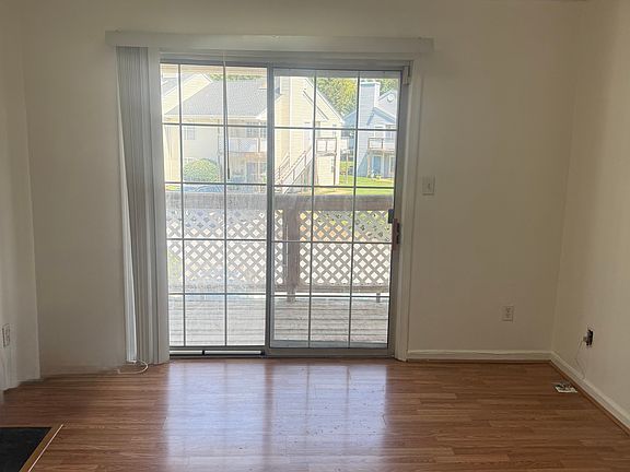 4th image of 16B Lyford Ky #B