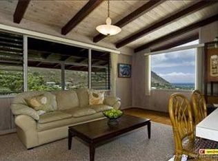 883 Ahuwale St, Honolulu, HI 96821