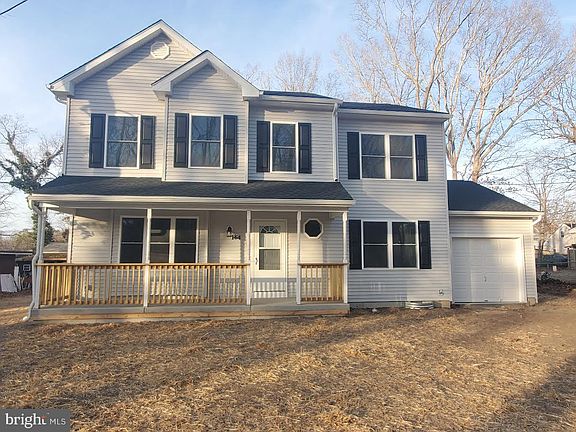 2nd image of 164 Canna St