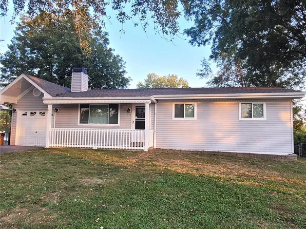 212 Hill Dr, Gray Summit, MO 63039