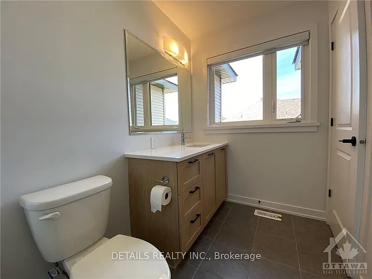 370 Walden Dr — Photo 22