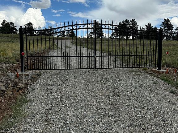 3rd image of 2841 Singletree Rd