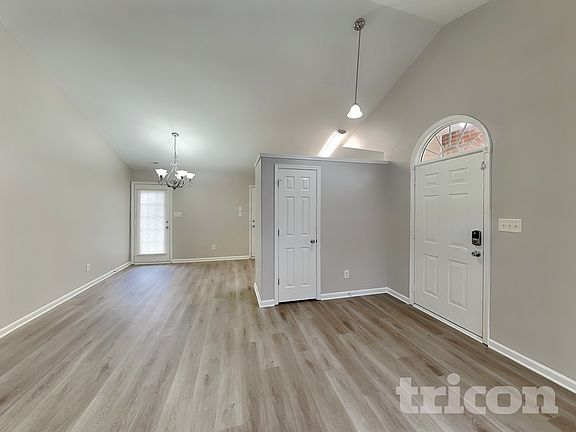 4th image of 212 Brookstone Dr