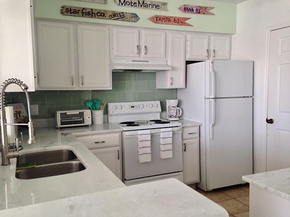 3rd image of 2950 Viscaya Pl Unit 106