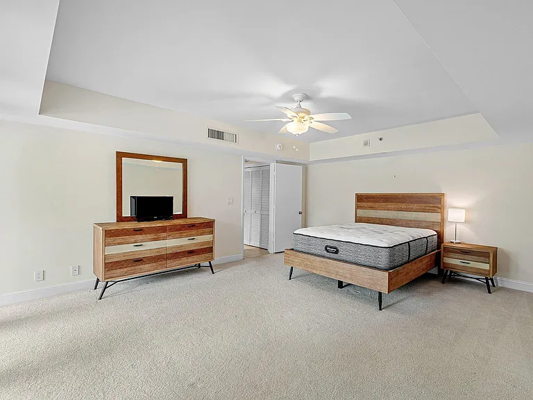 100 SE 5th Ave #216 — Photo 12