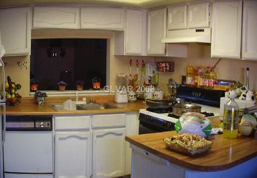 2nd image of 899 Rhinegold Way
