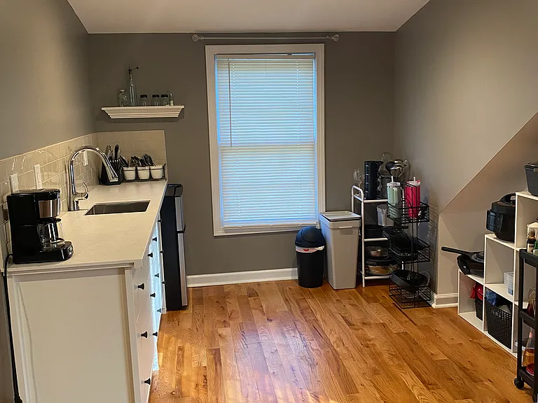 259 Reeds Ln — Photo 9
