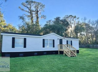 49 Alice Dr, Midway, GA 31320