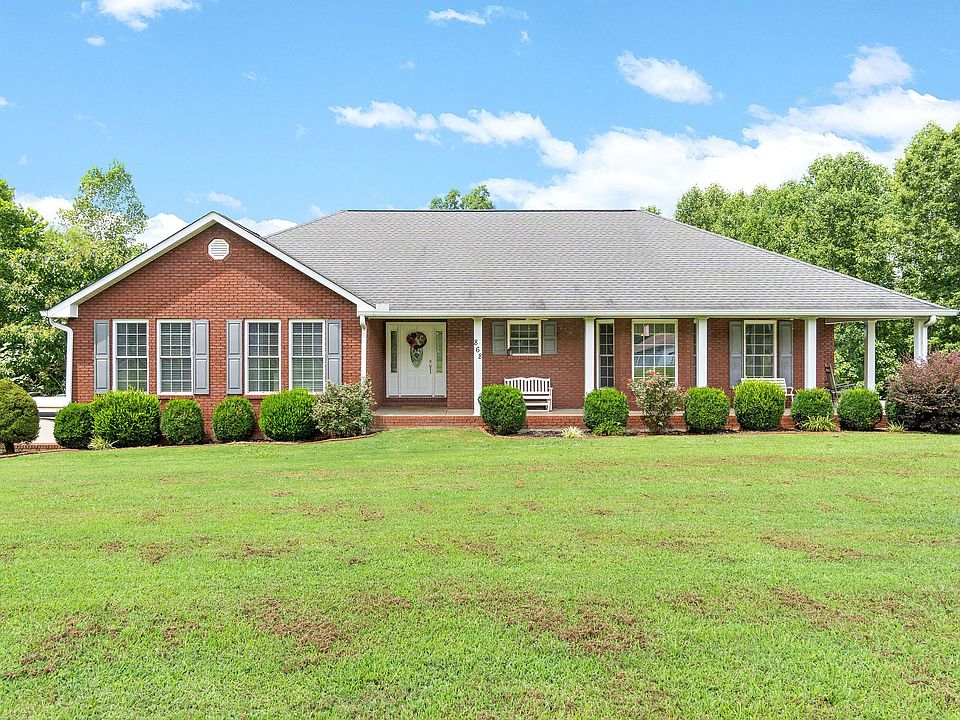 1st image of 868 Arlington Ridge Rd