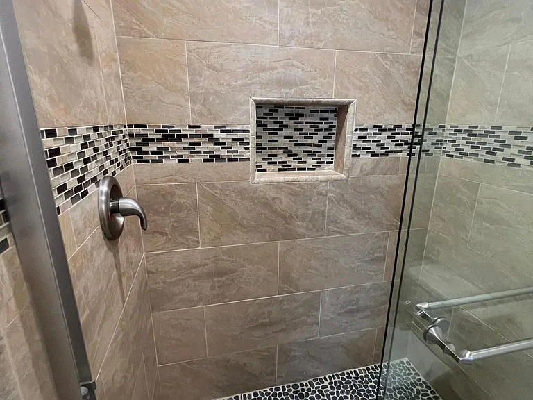 4307 Whitsett Ave #104 — Photo 30