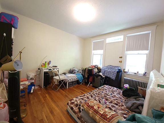 4th image of 1626A Commonwealth Ave #A6
