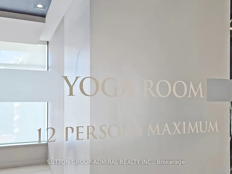 199 Richmond St W #1701 — Photo 22