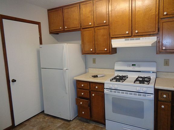 3rd image of 7045 Brentwood Ct #7045B