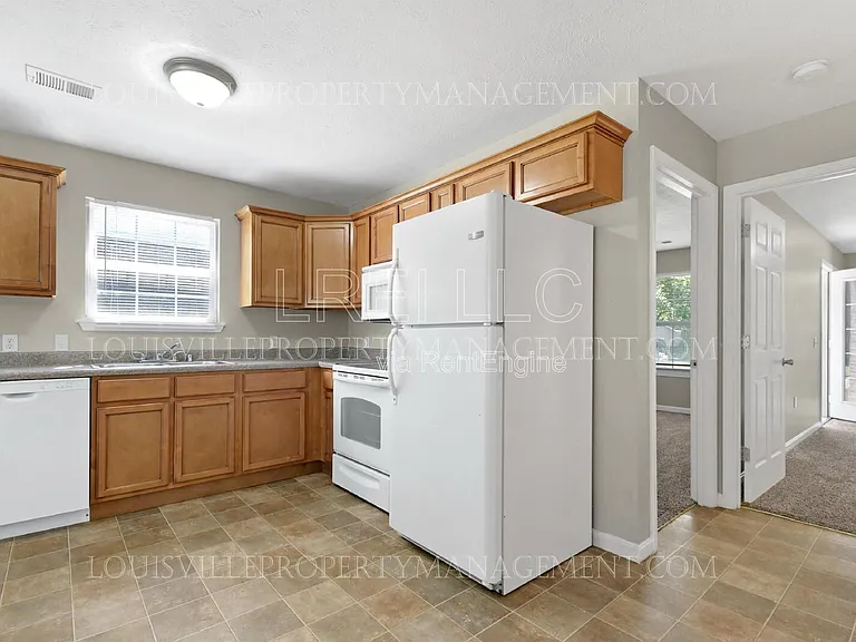 304 Keeneland Dr #1A — Photo 6