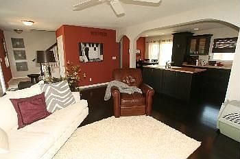 4th image of 4711 NE Briarwood Dr
