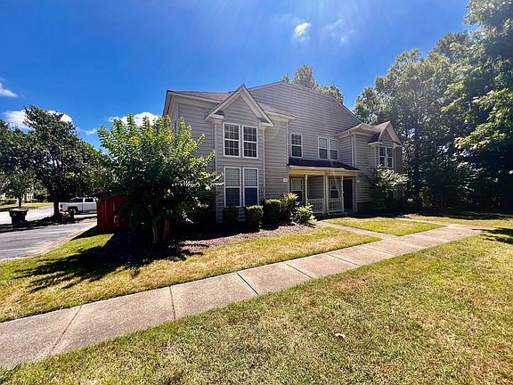2nd image of 111 Buttonwood Ln