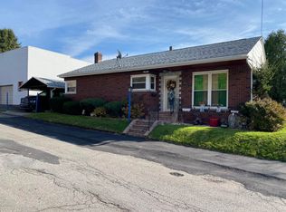 322 W 11th St, Hazleton, PA 18201