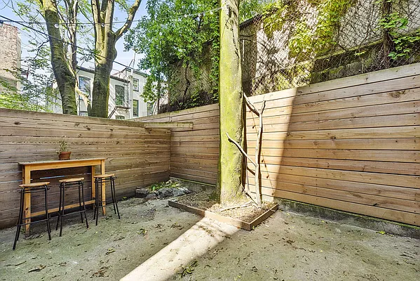 Rented by Compass | media 11