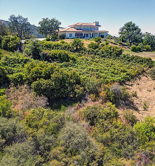21965 Saddle Peak Rd — Photo 56
