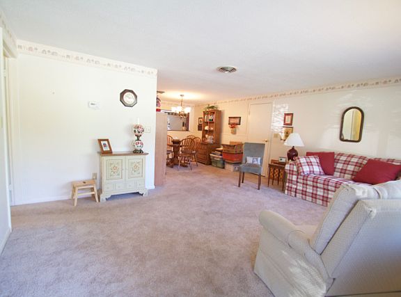 2nd image of 1656 Hillwood Dr