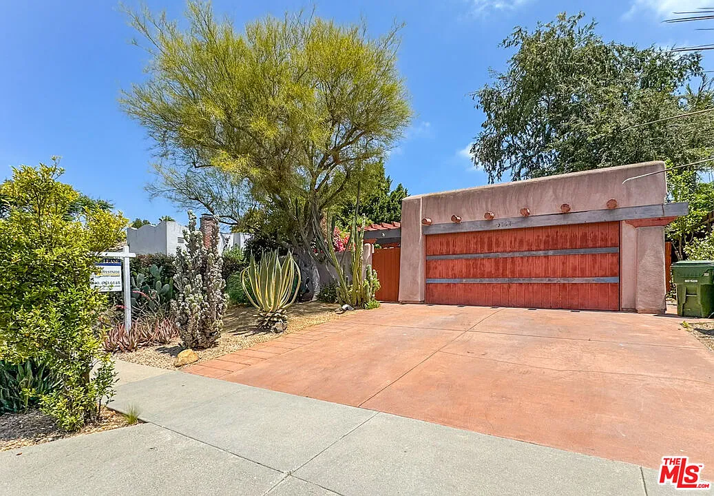 3 bed, 2.5 bath, 1566 sqft, $5,750 — Photo 1