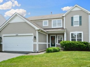 656 Stewart Ave, North Aurora, IL 60542