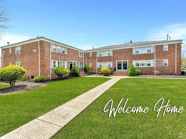 31 Morgan Ln APT 4B, Bridgewater, NJ 08807