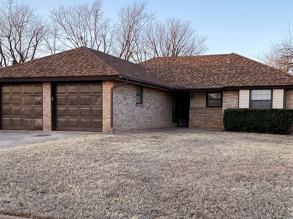1st image of 1015 Cambridge Dr