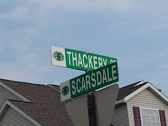 5th image of 2590 Thackery Ct SW