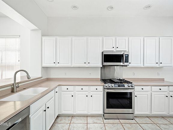 4th image of 11741 N 135th Way
