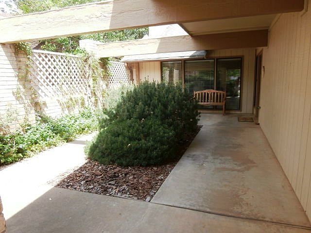 2nd image of 2540 Homestead Rd