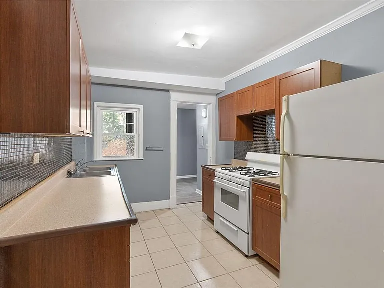 164 4th St NE #9 — Photo 11
