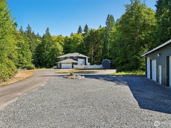 5830 Tulalip Shores Road, Tulalip, WA 98271
