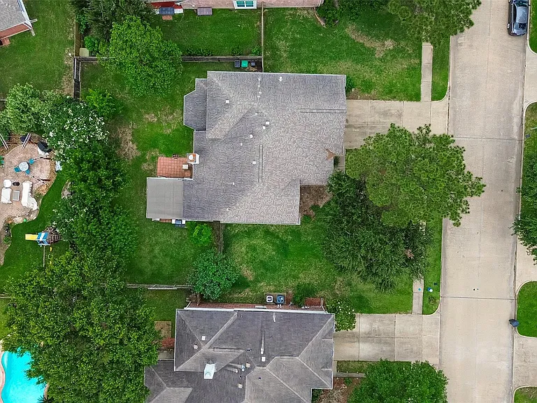2910 Barton Meadow Ln — Photo 48