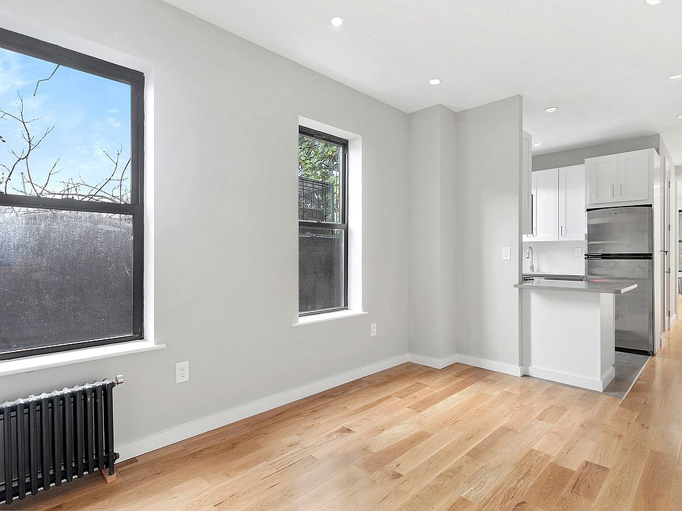1st image of 482 Tompkins Ave #2L