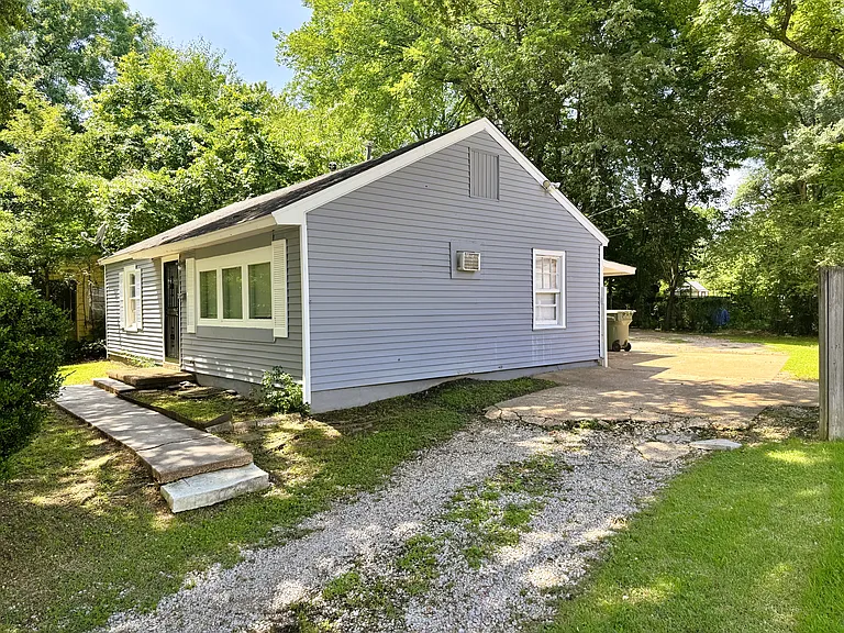 4374 Deborah Ave — Photo 2