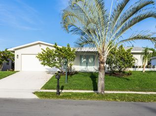 1410 Hillcrest Dr, Lake Worth, FL 33461