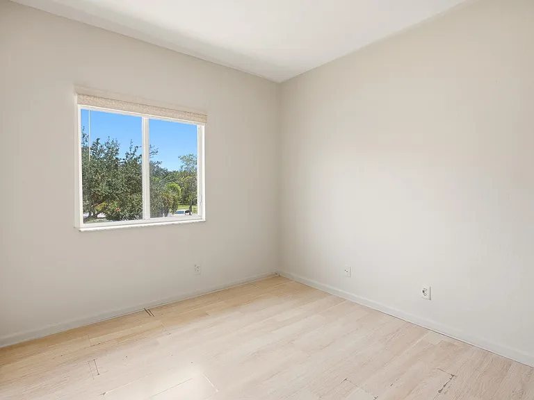 1169 Golden Lakes Blvd #1125 — Photo 15