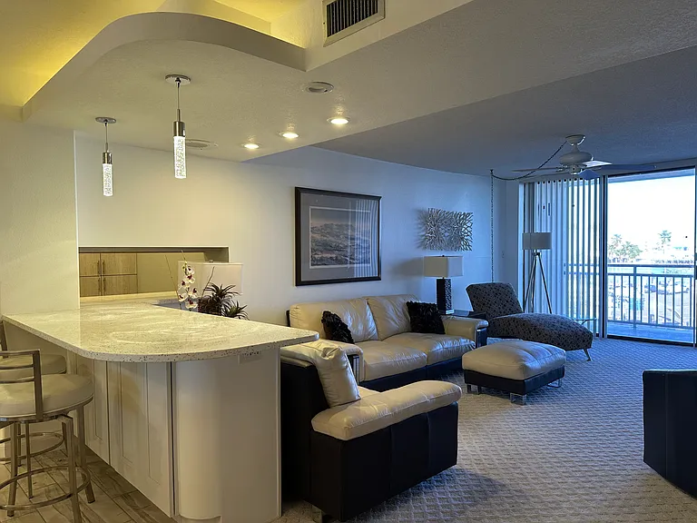 Open Living, Dining Concept
