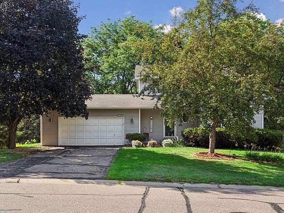 2nd image of 12904 Essex Way