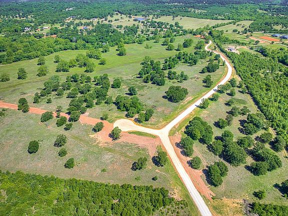 3rd image of 4000 Baxter Ln Lot 5