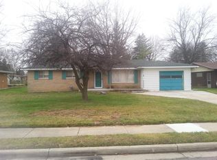 3512 Creekwood Dr, Saginaw, MI 48601