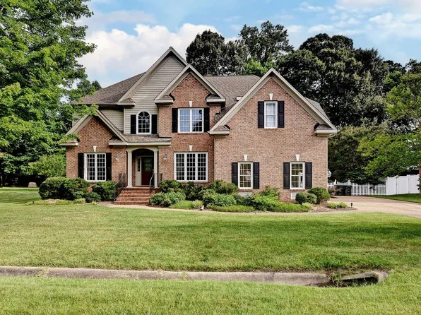 103 Manokin Turn, Yorktown, VA 23693