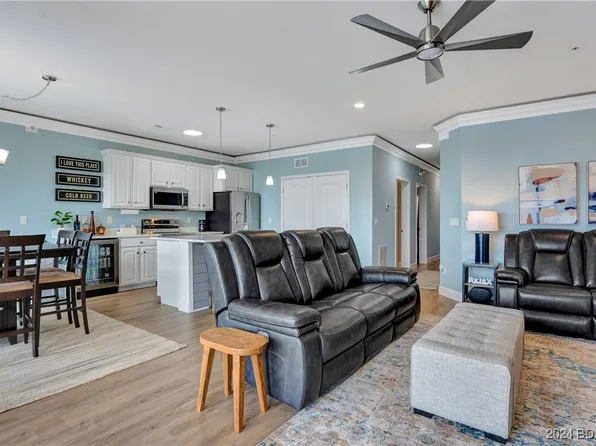 (undisclosed Address), Osage Beach, MO 65065