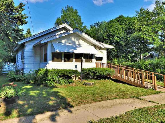 2nd image of 2315 Hecker Ave