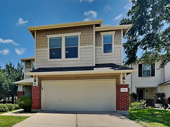 7718 Balsam Crossing Ln, Cypress, TX 77433