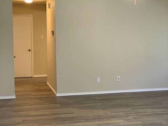 5th image of 924 Mossberg Ln